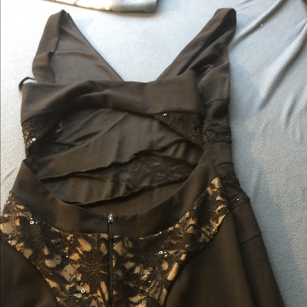 PROM DRESS - Picture 3 of 4